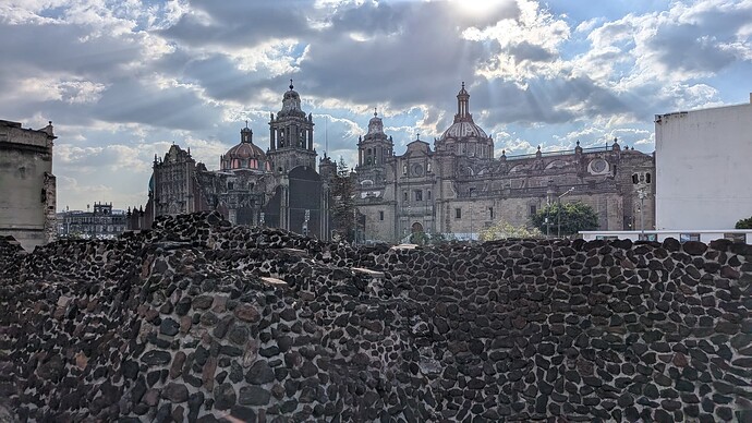 PXL_20251014_222300723