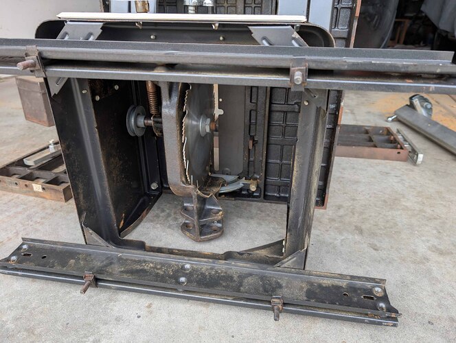 PXL_20251101_211948949