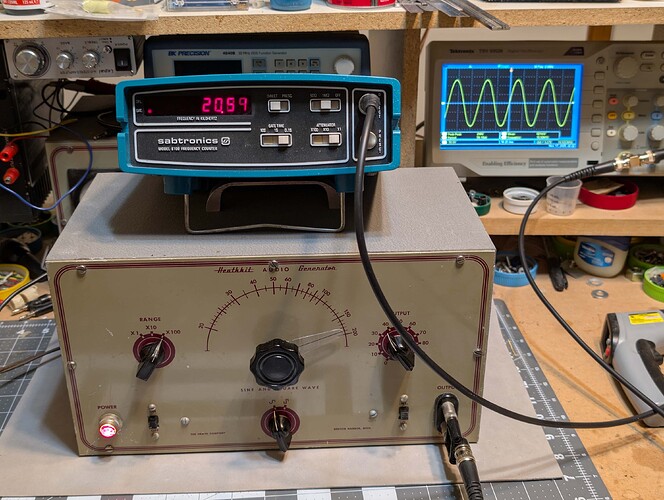 PXL_20251118_043653575