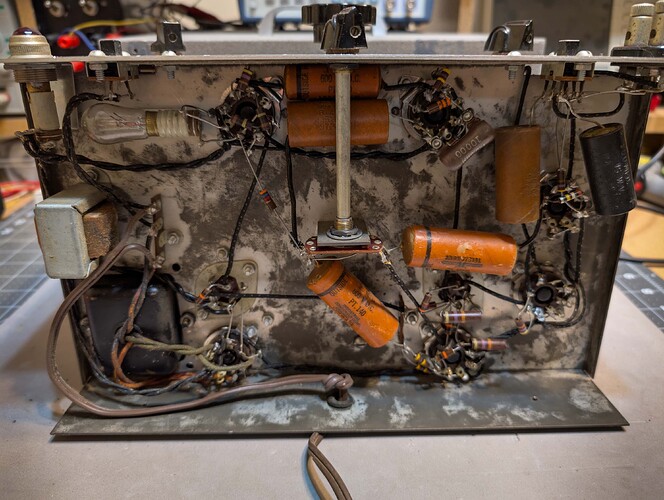 PXL_20251118_033602272