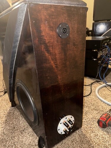 b8962908-e5d0-411e-80f1-3b88802f3a09