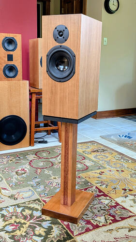 Speaker Stand