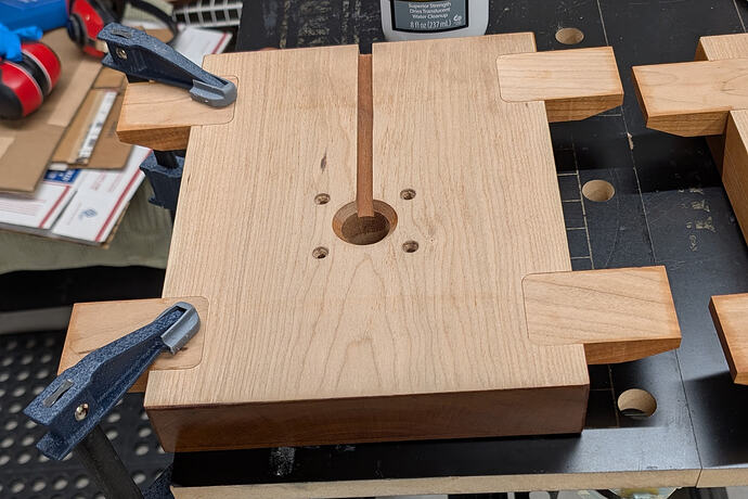 16 Gluing outriggers
