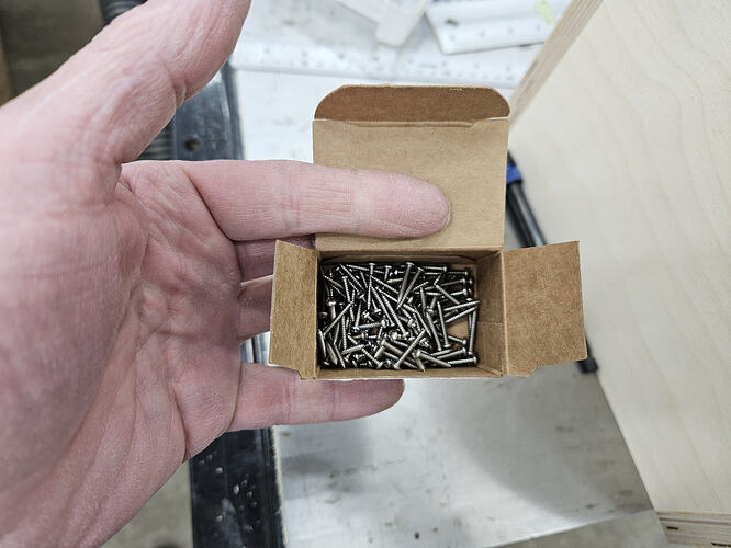 50 - box of 5-8 nub 2 screws