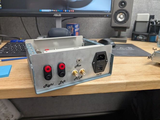 PXL_20251204_215219688