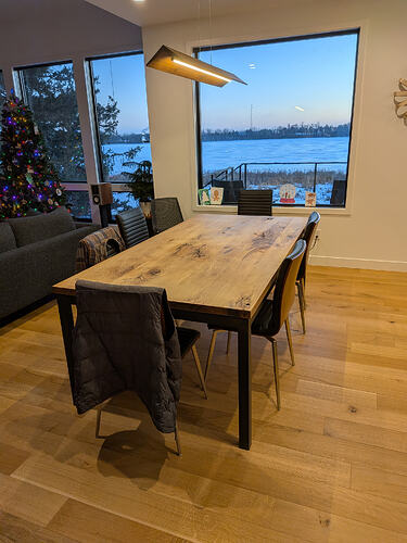 PXL_20260125_231729827